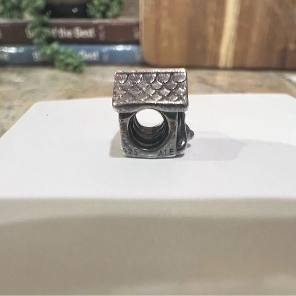 Pandora Dog house with heart charm retired - Picture 4 of 5